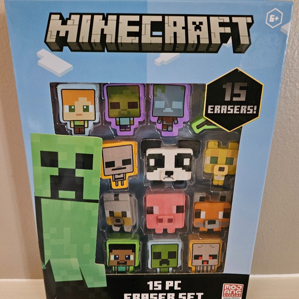 Minecraft  15 piece Eraser Set New in Box